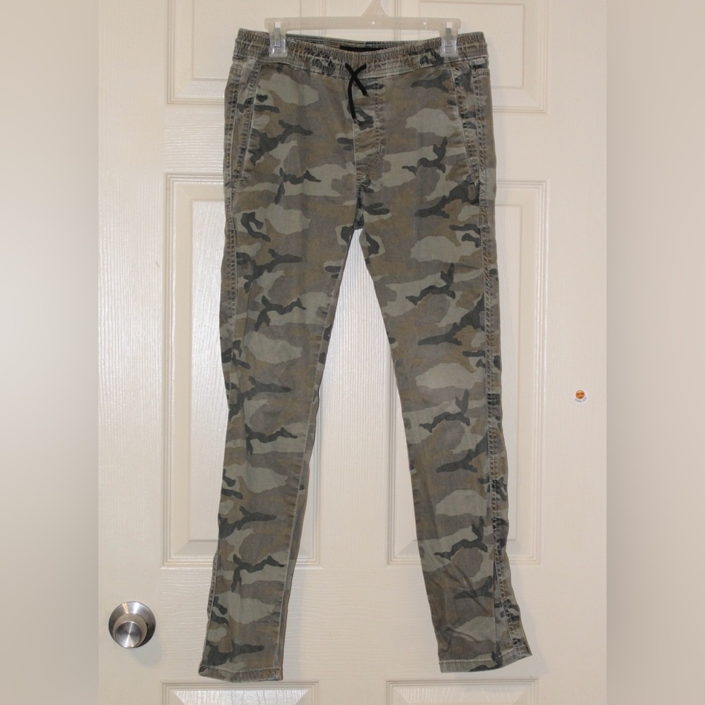 JOE’S Camouflage Ankle Pull On Pants/Jeans